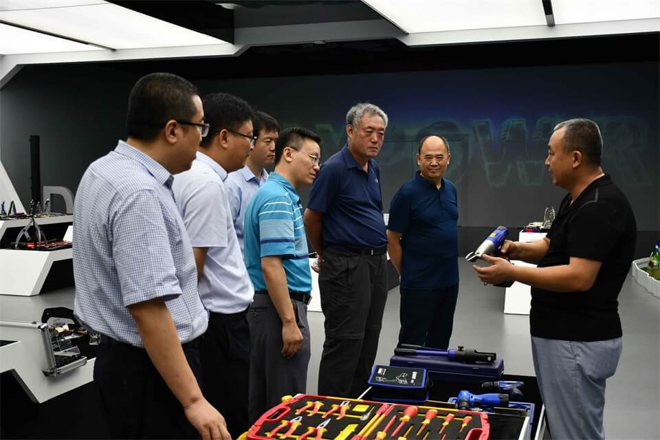 強(qiáng)強(qiáng)聯(lián)合，共同圓夢(mèng)(圖5)