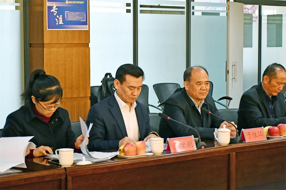 微信圖片_20191116160620.jpg 全國工具五金標(biāo)準(zhǔn)化分技術(shù)委員會(huì)換屆大會(huì)在威力集團(tuán)舉行(圖4)