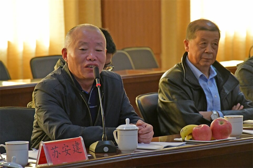 全國工具五金標(biāo)準(zhǔn)化分技術(shù)委員會(huì)換屆大會(huì)在威力集團(tuán)舉行(圖11) 全國工具五金標(biāo)準(zhǔn)化分技術(shù)委員會(huì)換屆大會(huì)在威力集團(tuán)舉行(圖11)