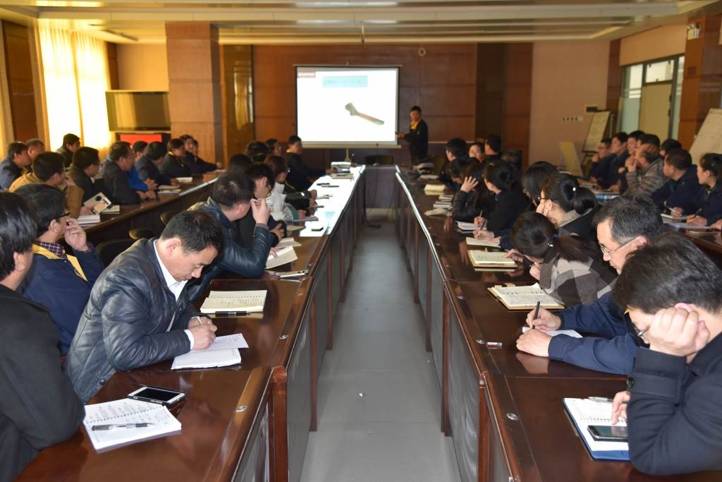 業(yè)務(wù)培訓(xùn)會內(nèi)部_09.JPG 威力工具集團開展多項業(yè)務(wù)培訓(xùn)(圖5)