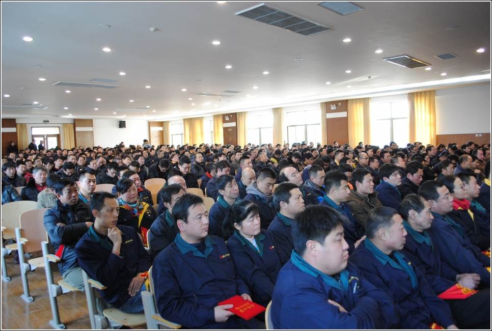 DSC_0077.jpg 2015年終職工代表大會(huì)圓滿召開(圖5)