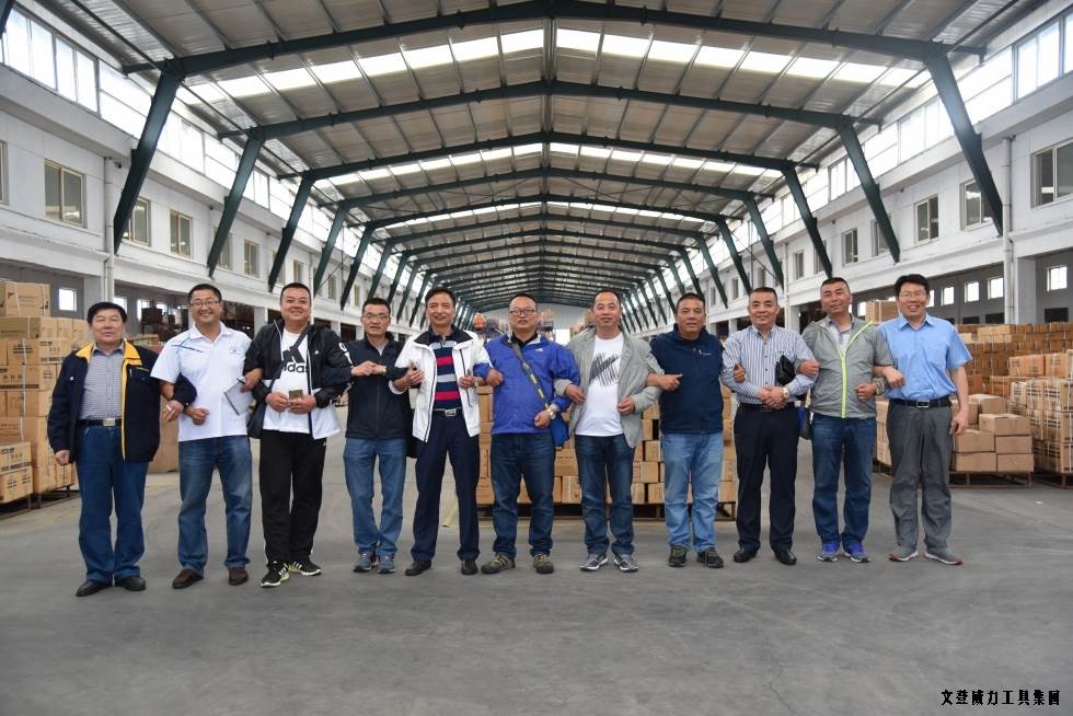 甘肅、青海優(yōu)秀經(jīng)銷商蒞臨威力集團參觀考察(圖13)