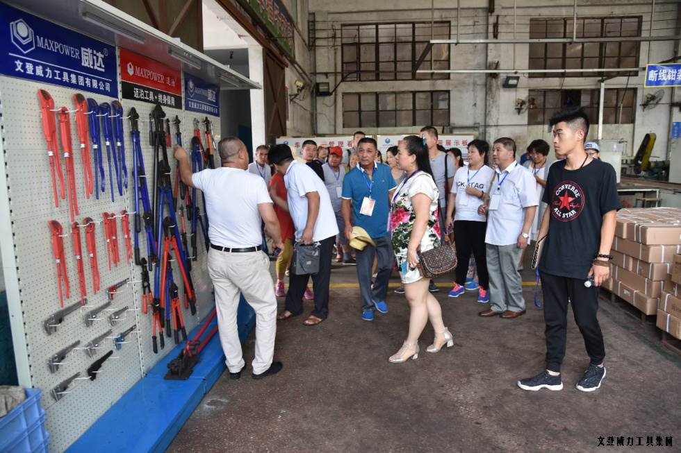 淄博參觀_07.jpg 祥鴻物資公司經(jīng)銷商參觀威力集團(圖5)