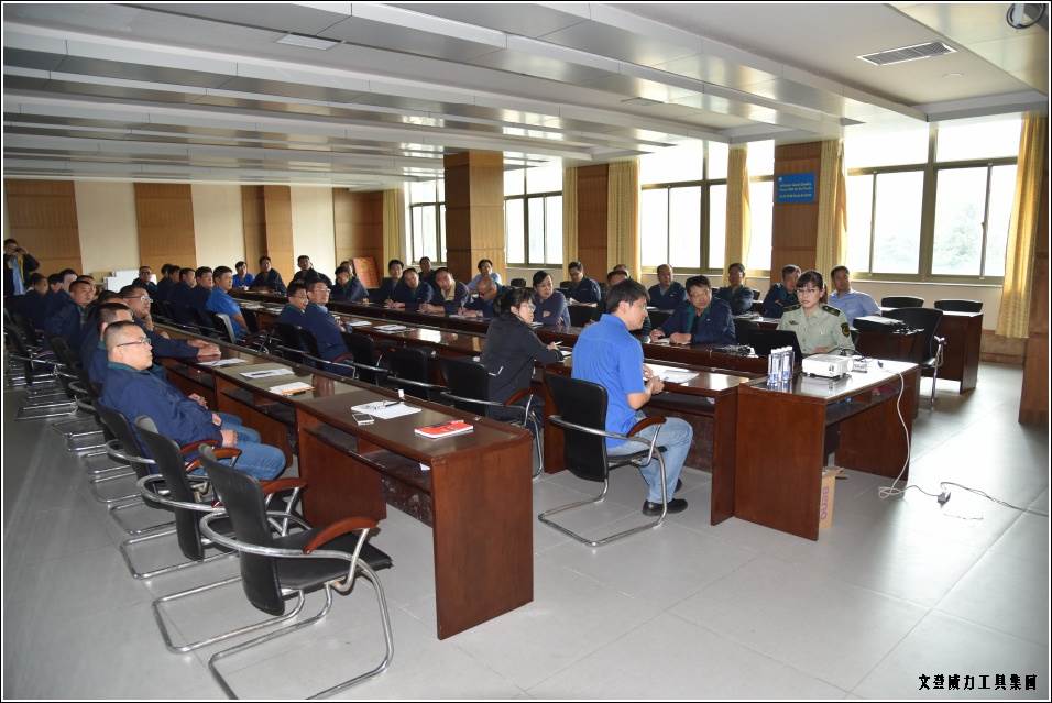 消防培訓_04.jpg 威力工具集團舉辦“消防安全知識培訓”(圖3)