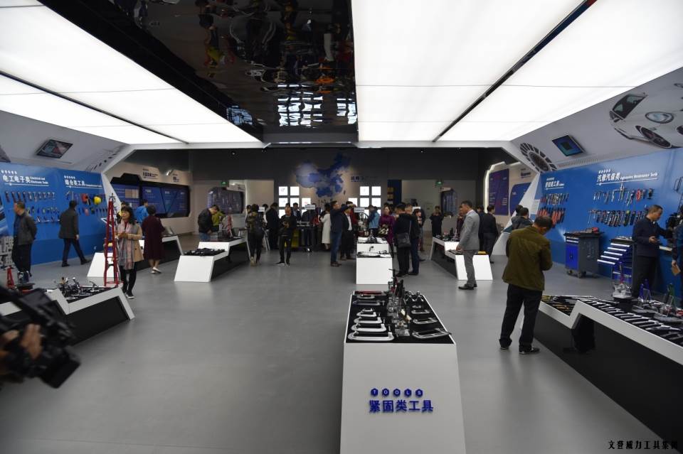 “精誠(chéng)合作，共創(chuàng)輝煌”威力工具第六屆全國(guó)優(yōu)秀經(jīng)銷商大會(huì)圓滿落幕(圖38)