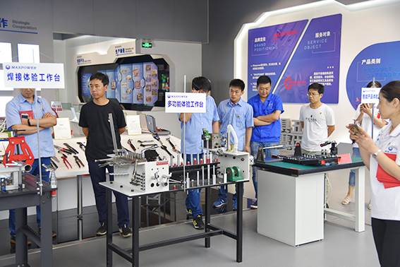 不忘初心 繼續(xù)傳承(圖5) 不忘初心 繼續(xù)傳承(圖5)