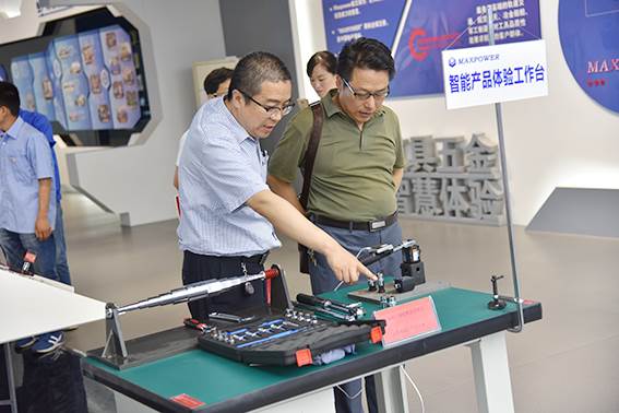 不忘初心 繼續(xù)傳承(圖4) 不忘初心 繼續(xù)傳承(圖4)