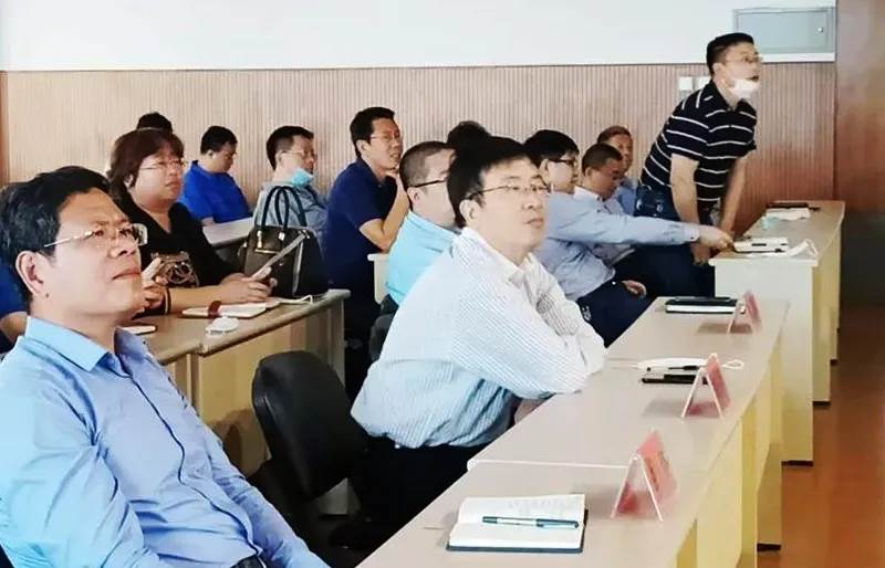 精準(zhǔn)服務(wù)下基層丨助力企業(yè)穩(wěn)發(fā)展(圖6) 精準(zhǔn)服務(wù)下基層丨助力企業(yè)穩(wěn)發(fā)展(圖6)